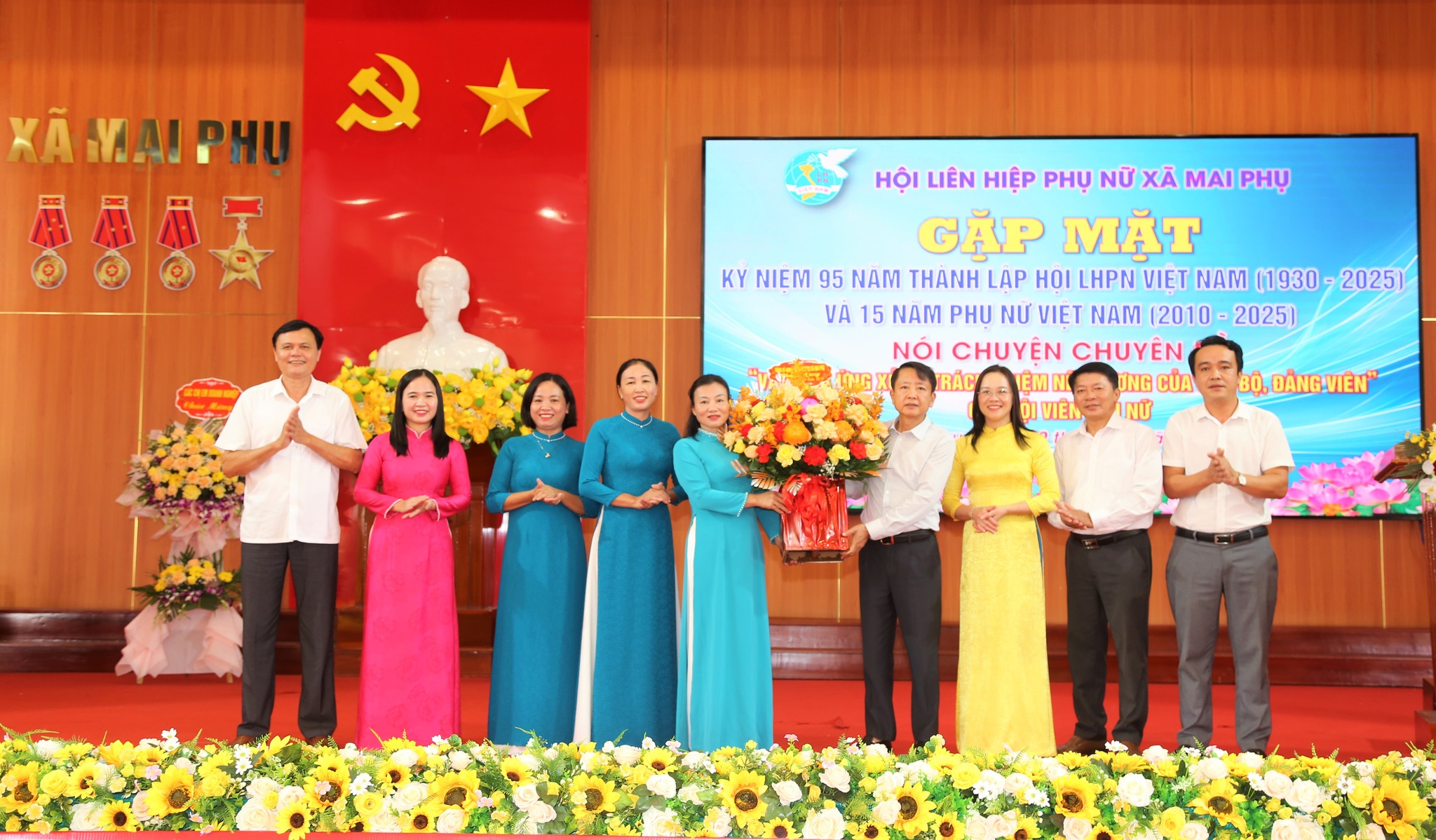 HỘI LHPN XÃ MAI PHỤ GẶP MẶT VÀ NÓI CHUYỆN CHUYÊN ĐỀ “VĂN HÓA ỨNG XỬ VÀ TRÁCH NHIỆM NÊU GƯƠNG CỦA CÁN BỘ, HỘI VIÊN”!