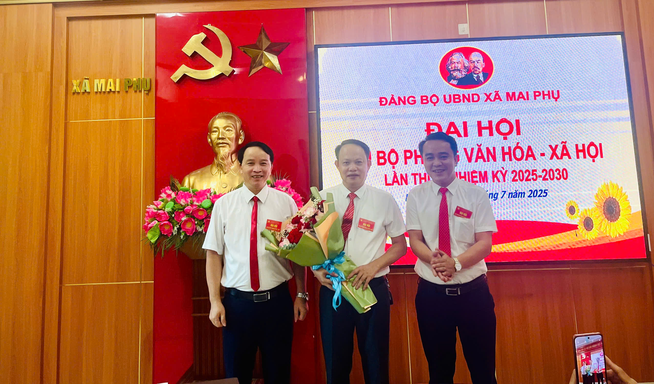 Đại hội Chi bộ Phòng Văn hoá - Xã hội lần thứ nhất, nhiệm kỳ 2025-2030!
